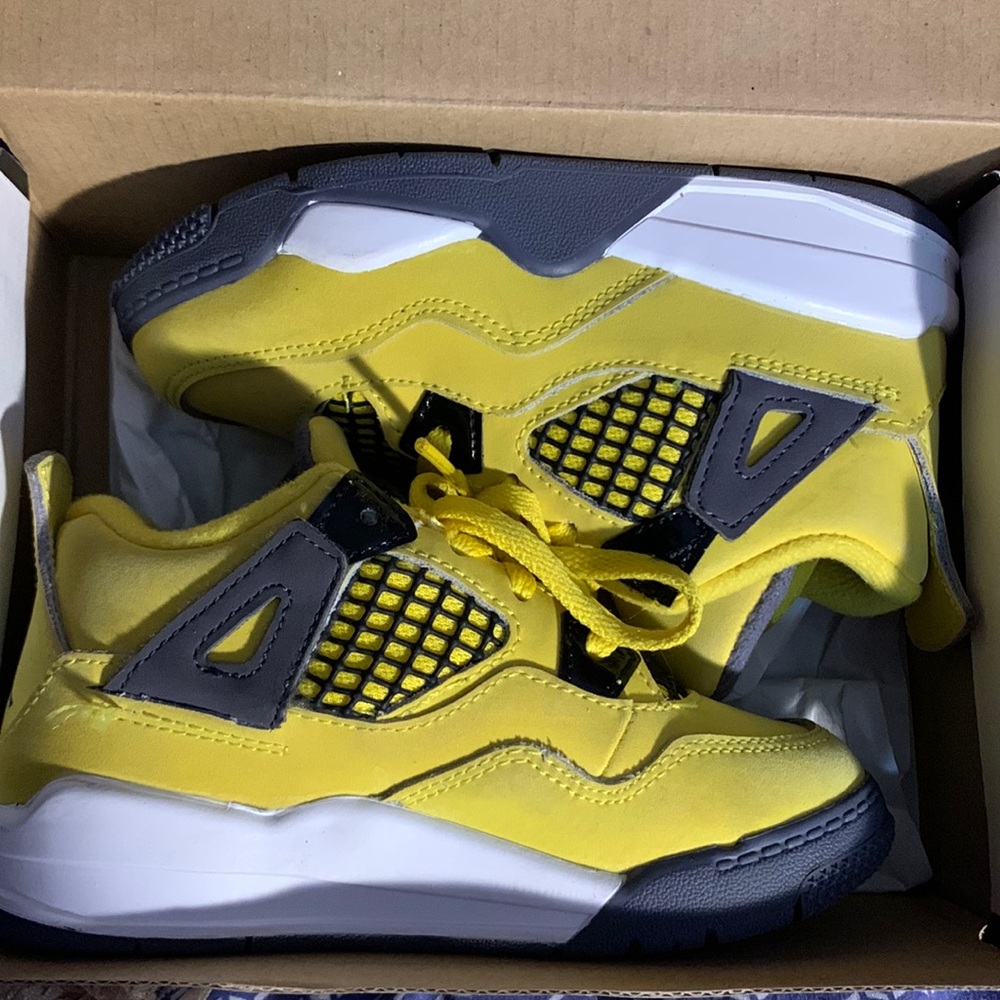 9c 2021 Air Jordan 4 Retro TD 'Lightning' 2021